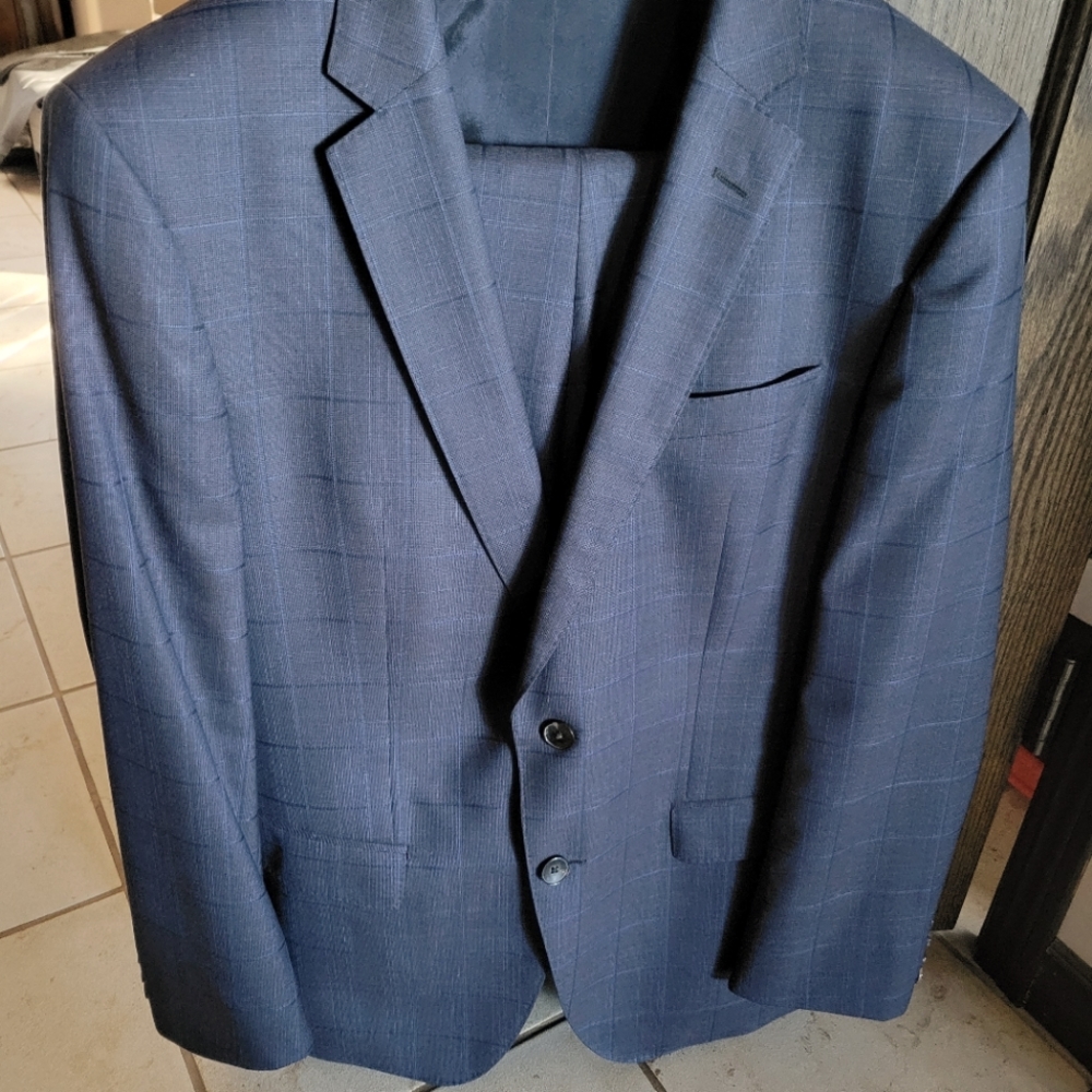 HUGO Boss 40R dark blue EUC